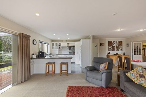 Photo of property in 64 Branch Road, Highlands Park, New Plymouth, 4312