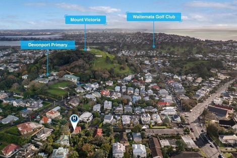 Photo of property in 9b Kerr Street, Devonport, Auckland, 0624