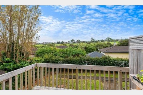 Photo of property in 3/162 Gowing Drive, Meadowbank, Auckland, 1072