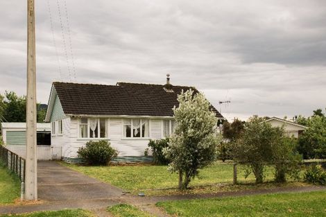 Photo of property in 12 East Road, Shannon, 4821