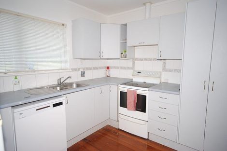 Photo of property in 5 Imogene Way, Half Moon Bay, Auckland, 2012