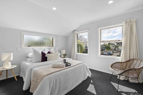 Photo of property in 2/52 Cook Street, Hamilton East, Hamilton, 3216