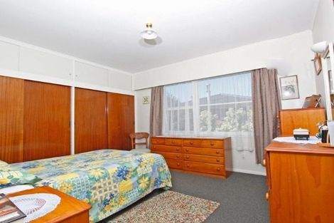 Photo of property in 2/9 Roseburn Place, Pakuranga, Auckland, 2010