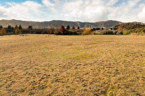 Photo of property in 19 Harris Place, Luggate, Wanaka, 9383