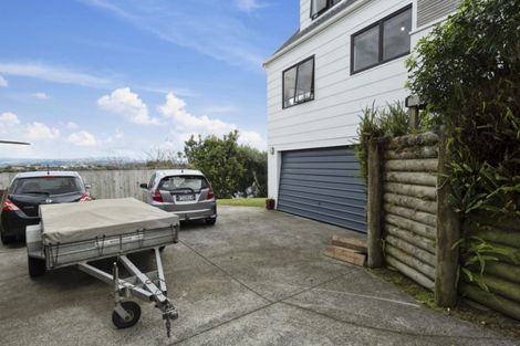Photo of property in 18 Pelorus Street, Welcome Bay, Tauranga, 3112
