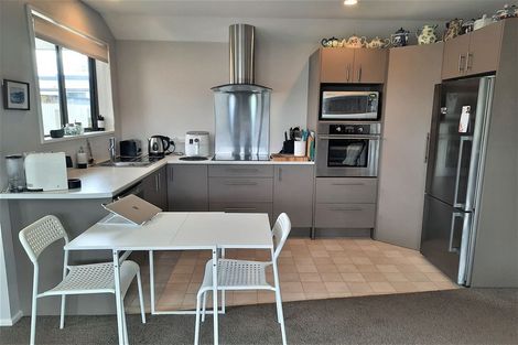 Photo of property in 4/67 Marshland Road, Shirley, Christchurch, 8013