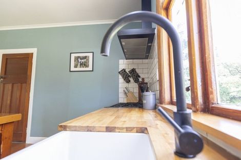 Photo of property in 17 Hekeao Road, Surrey Hills, Ashburton, 7778