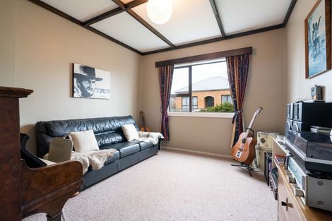 Photo of property in 74 Fingall Street, South Dunedin, Dunedin, 9012