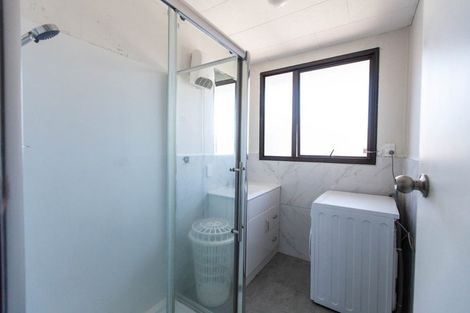 Photo of property in 5 Starforth Place, Henderson, Auckland, 0612