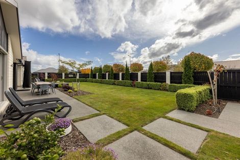 Photo of property in 53 Dunlops Crescent, Bottle Lake, Christchurch, 8083