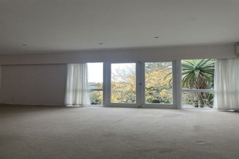 Photo of property in 70 Mountbatten Avenue, Hillcrest, Auckland, 0627