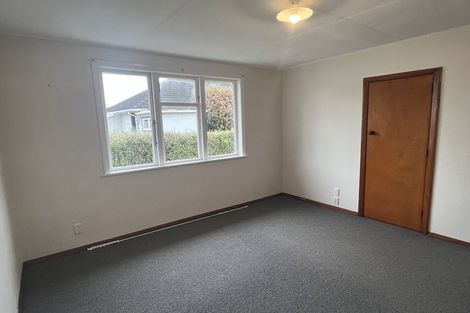Photo of property in 6 Ayr Place, Hokowhitu, Palmerston North, 4410