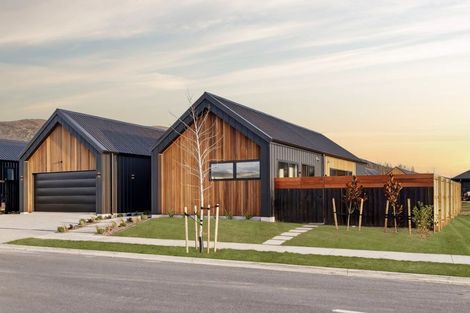 Photo of property in 19 Burbank Road, Wanaka, 9382