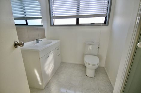 Photo of property in 123 Sykes Road, Weymouth, Auckland, 2103