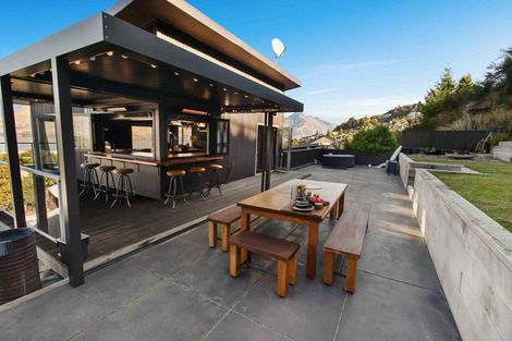 Photo of property in 16b Sainsbury Road, Fernhill, Queenstown, 9300