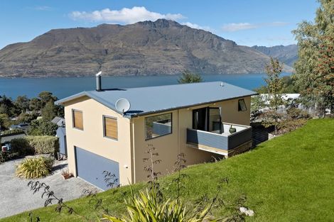 Photo of property in 19b Arawata Terrace, Fernhill, Queenstown, 9300
