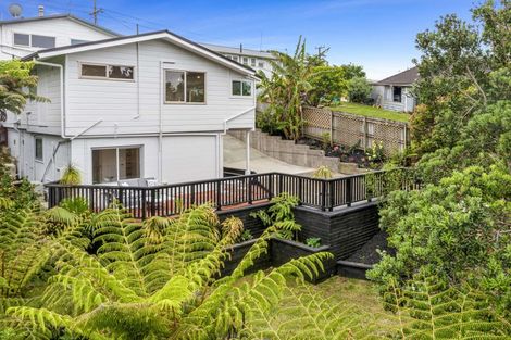 Photo of property in 2/88 Arran Road, Browns Bay, Auckland, 0630