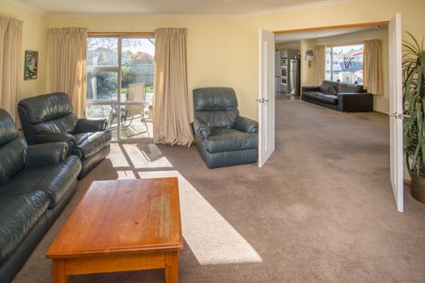 Photo of property in 21 Cridland Street West, Kaiapoi, 7630