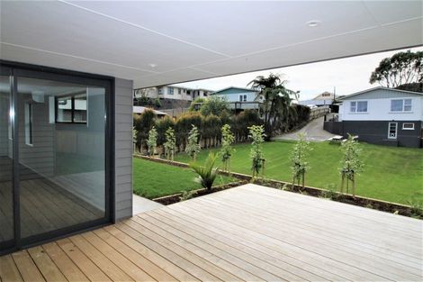 Photo of property in 5 Mackillop Way, Brooklands, New Plymouth, 4310