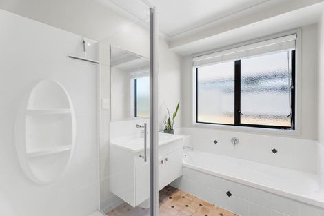 Photo of property in 10 Kinder Place, Ngongotaha, Rotorua, 3010