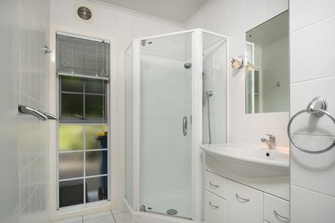 Photo of property in 18 Trig Road, West Harbour, Auckland, 0618