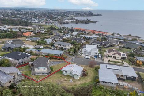 Photo of property in 24 Hinerau Grove, Waipahihi, Taupo, 3330