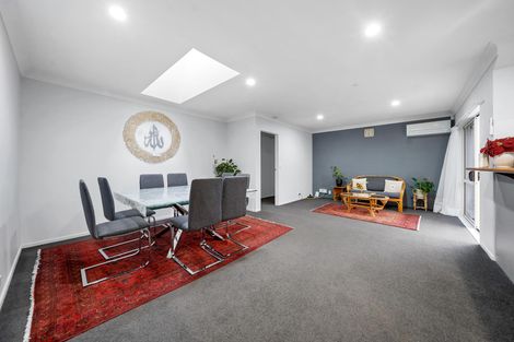Photo of property in 35 Croftview Road, Wattle Downs, Auckland, 2103