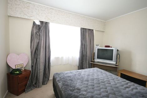 Photo of property in 1/29 Lane Road, Weymouth, Auckland, 2103