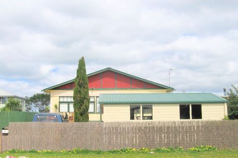 Photo of property in 220a Dickson Road, Papamoa Beach, Papamoa, 3118