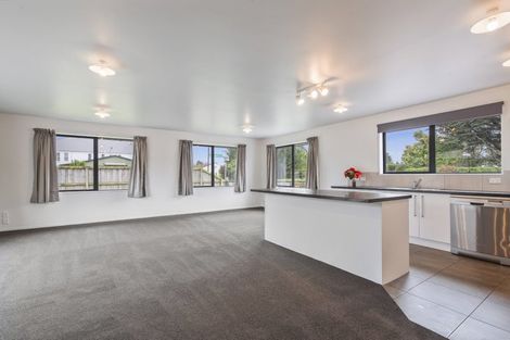 Photo of property in 149 High Street, Oxford, 7430