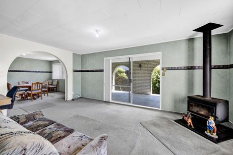 Photo of property in 40 High Street East, Waitara, 4320