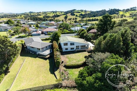 Photo of property in 26 Whaka Street, Maungaturoto, 0520