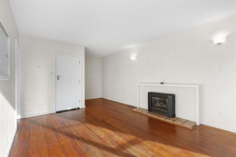 Photo of property in 2/64 Kirkwood Avenue, Upper Riccarton, Christchurch, 8041