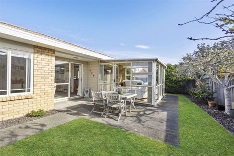 Photo of property in 156 Lakeside Drive, Orewa, 0931