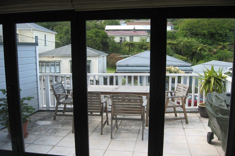 Photo of property in 51a Todman Street, Brooklyn, Wellington, 6021