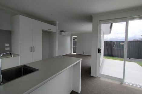 Photo of property in 4 Pioneer Crescent, Omokoroa, 3114