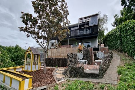 Photo of property in 78a Sunset Road, Unsworth Heights, Auckland, 0632