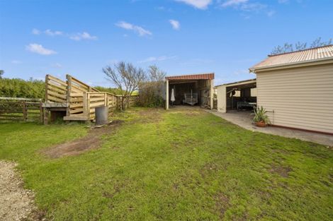 Photo of property in 262 South Road, Hawera, 4610