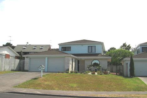 Photo of property in 2/45 Centorian Drive, Windsor Park, Auckland, 0632