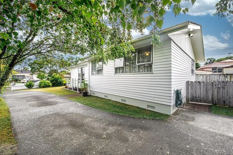 Photo of property in 4 Tangelo Place, Bucklands Beach, Auckland, 2012