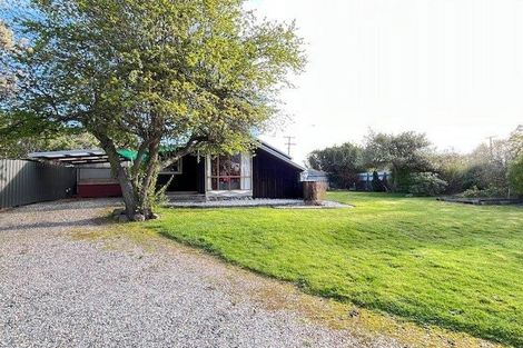 Photo of property in 8 Greenwich Street, Waihola, Milton, 9073