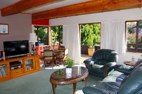 Photo of property in 12 Arrowsmith Avenue, Waipahihi, Taupo, 3330