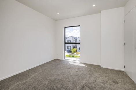 Photo of property in 49 Kairakau Street, Papakura, 2110