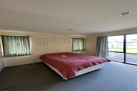 Photo of property in 12 Farnham Close, Rototuna North, Hamilton, 3210