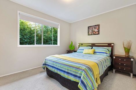 Photo of property in 203 Woodlands Park Road, Titirangi, Auckland, 0604