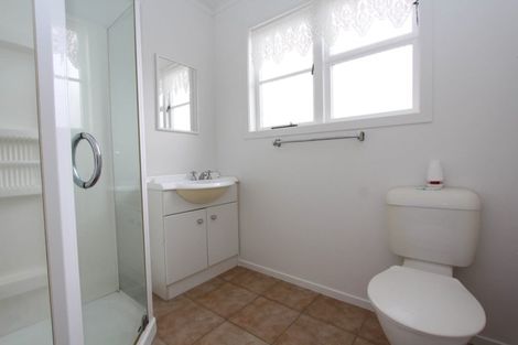 Photo of property in 16 Tranmere Road, Fairfield, Hamilton, 3214