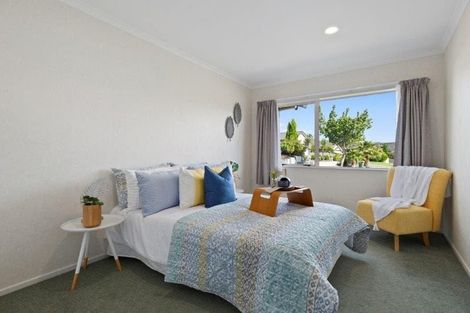 Photo of property in 15 Thistlewood Avenue, Hamilton East, Hamilton, 3216