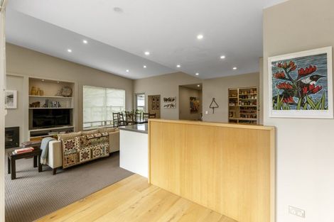 Photo of property in 10 Olivia Street, Stratford, 4332