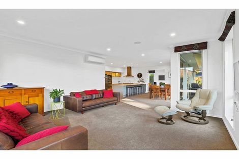 Photo of property in 24 Reka Street, Parklands, Christchurch, 8083