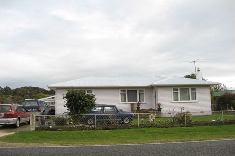 Photo of property in 91 Abel Tasman Drive, Takaka, 7110
